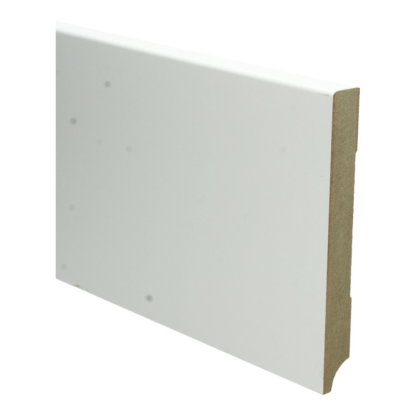MDF Moderne plint 150×18 wit voorgelakt RAL 9010
